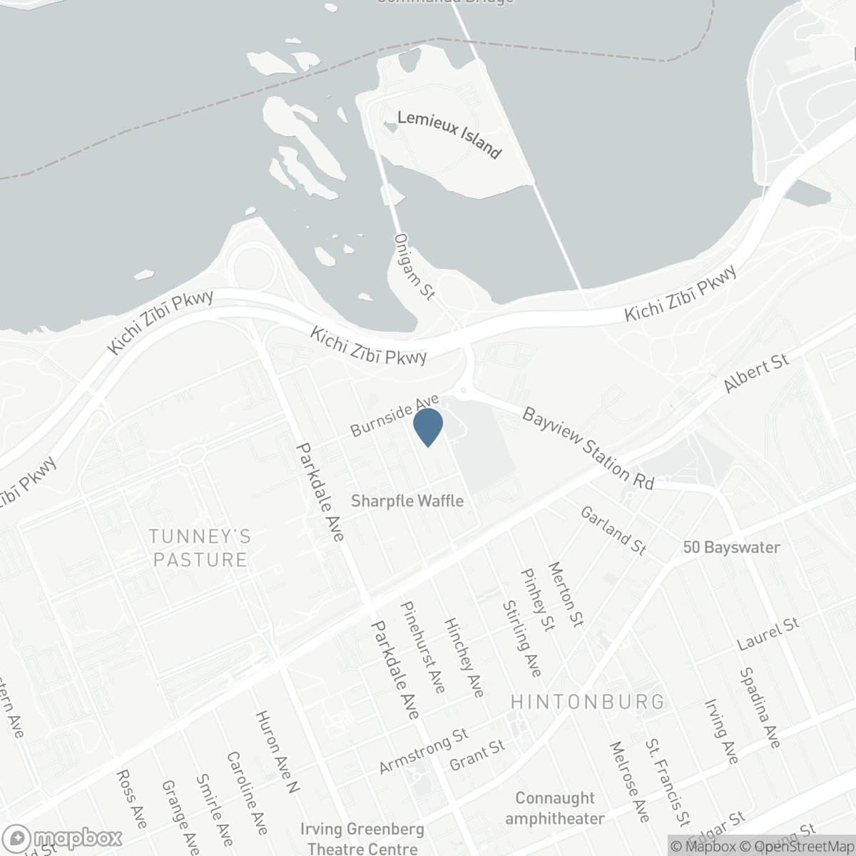 24 STONEHURST AVENUE, Ottawa, Ontario K1Y 1R4